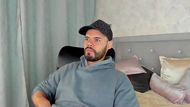 Luke Diaz7 online show from 03-08-25, 01:06