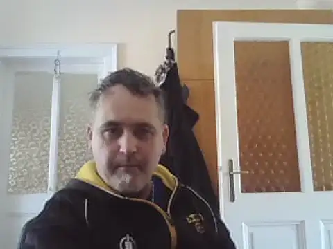 Szolga10 online show from 03-18-25, 01:09