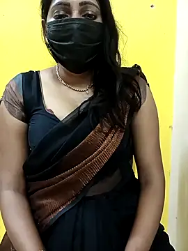 Snapshot of Thamarai28 chatting on 03-05-25, 12:05 Thamarai28 online show from 03-05-25, 12:05