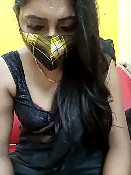 Snapshot of Thamarai28 chatting on 11-03-25, 06:20 Thamarai28 online show from 11-03-25, 06:20