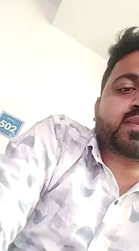 Snapshot of Vij717 chatting on 03-21-25, 12:06 Vij717 online show from 03-21-25, 12:06
