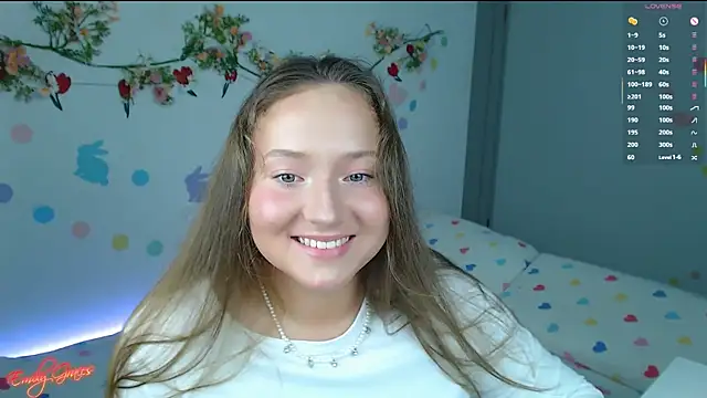EmilyxxGraces online show from 04-12-26, 09:53