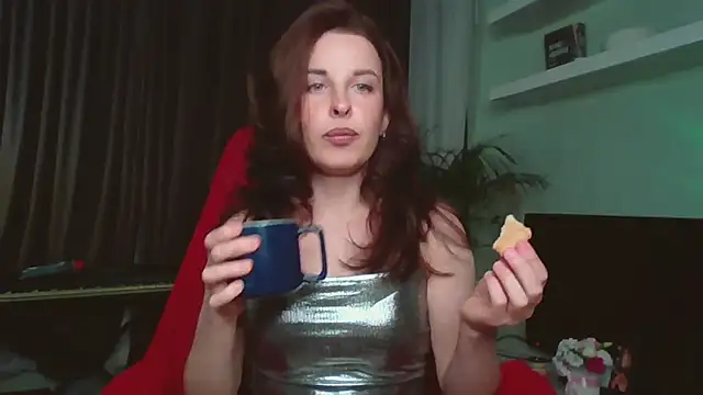 MollyBer online show from 03-22-26, 05:38