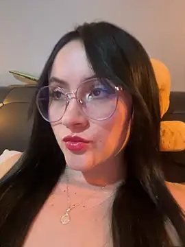 Snapshot of ValentinaOrtiz3 chatting on 11-09-25, 01:59 ValentinaOrtiz3 online show from 11-09-25, 01:59