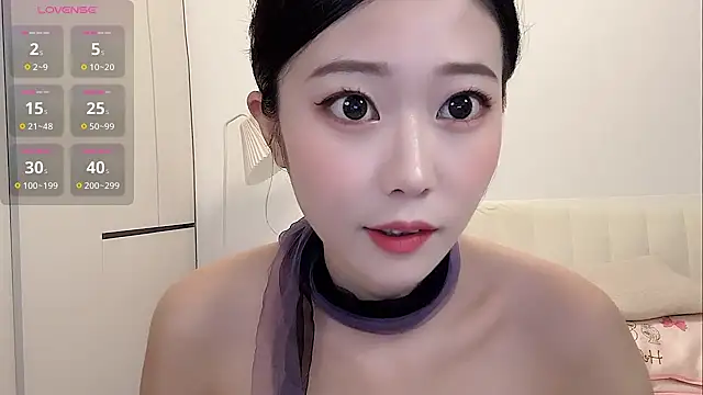 yunyun121 online show from 09-25-25, 02:32