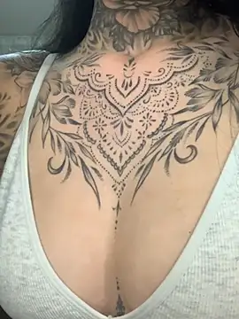 inkedgirl99 online show from 03-10-25, 08:45