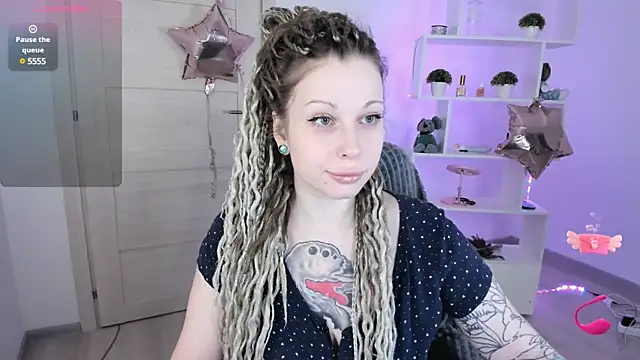 HoneySallyMoore online show from 12-06-24, 06:50