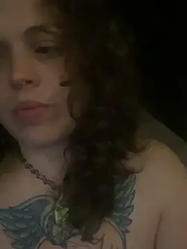 Snapshot of favoritestepsis chatting on 12-21-25, 10:00 favoritestepsis online show from 12-21-25, 10:00