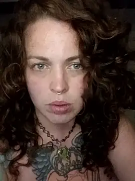 Snapshot of favoritestepsis chatting on 04-11-26, 02:49 favoritestepsis online show from 04-11-26, 02:49