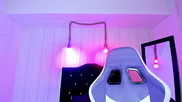 nicky angel1 online show from 10-24-25, 06:37