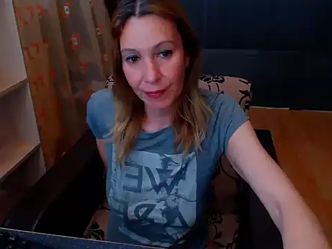 hannaha online show from 04-06-26, 06:42