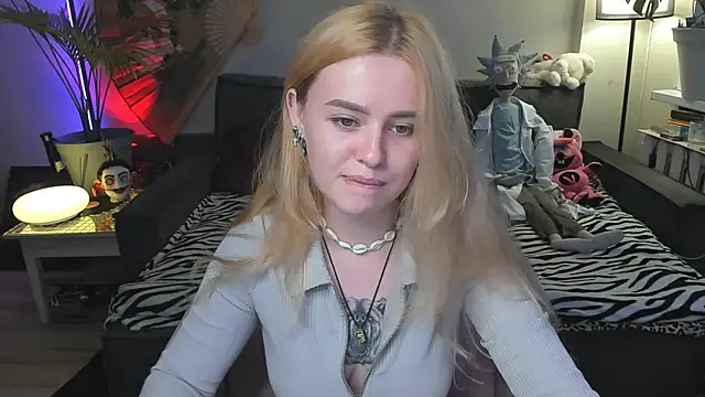 Snapshot of Alexa_Pirs chatting on 07-25-26, 04:48 Alexa Pirs online show from 07-25-26, 04:48