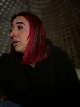 Snapshot of Scarlett-LS chatting on 03-07-25, 03:40 Scarlett-LS online show from 03-07-25, 03:40