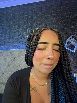 Scarlett-LS online show from 04-18-26, 02:59