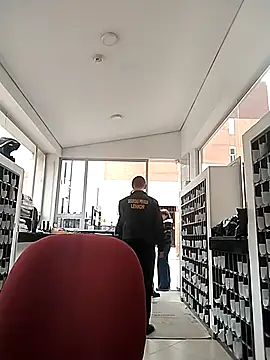 Snapshot of oscarshow24 chatting on 02-23-25, 05:29 oscarshow24 online show from 02-23-25, 05:29