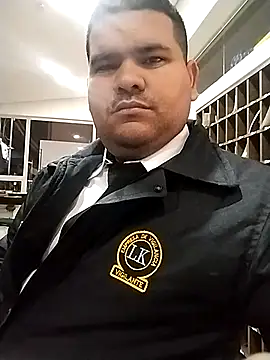 Snapshot of oscarshow24 chatting on 03-23-25, 05:43 oscarshow24 online show from 03-23-25, 05:43