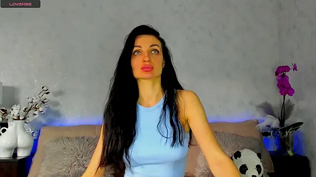 Tina Mart online show from 04-01-26, 01:41