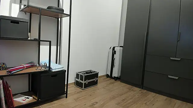 Snapshot of molicaremolicare chatting on 02-07-26, 05:05 molicaremolicare online show from 02-07-26, 05:05