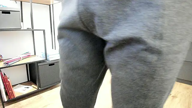 Snapshot of molicaremolicare chatting on 02-09-26, 04:44 molicaremolicare online show from 02-09-26, 04:44