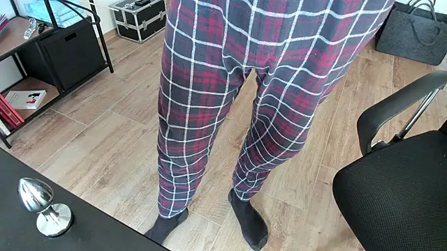 Snapshot of molicaremolicare chatting on 02-10-26, 03:38 molicaremolicare online show from 02-10-26, 03:38