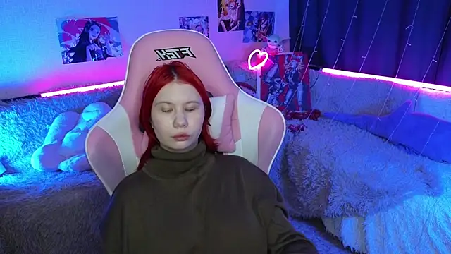 Little kitsune1707 online show from 03-11-25, 02:32