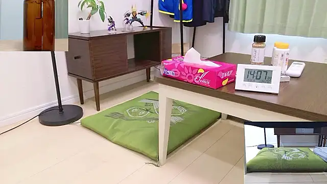 Snapshot of YARASERO-kun chatting on 09-15-25, 05:07 YARASERO-kun online show from 09-15-25, 05:07