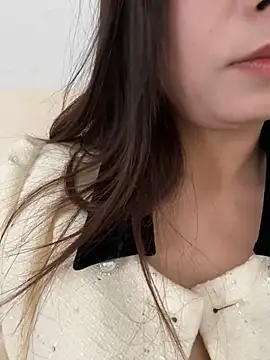 Snapshot of jinj-a chatting on 02-12-25, 04:33 jinj-a online show from 02-12-25, 04:33