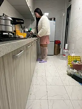 Snapshot of jinj-a chatting on 02-26-25, 10:04 jinj-a online show from 02-26-25, 10:04