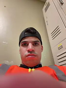 Snapshot of lancebrek chatting on 03-01-25, 08:53 lancebrek online show from 03-01-25, 08:53