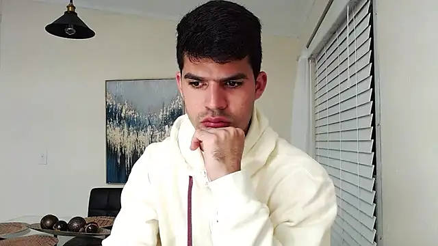 Snapshot of lancebrek chatting on 03-11-25, 01:37 lancebrek online show from 03-11-25, 01:37