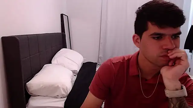 Snapshot of lancebrek chatting on 03-18-25, 03:31 lancebrek online show from 03-18-25, 03:31