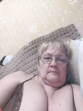 Snapshot of Violet5364 chatting on 07-16-26, 08:15 Violet5364 online show from 07-16-26, 08:15