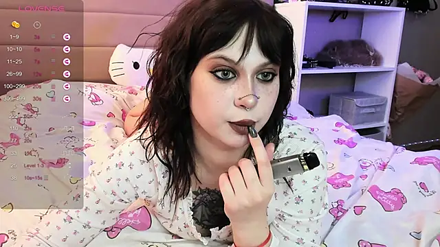 Snapshot of marynixoxo chatting on 02-05-26, 07:13 marynixoxo online show from 02-05-26, 07:13