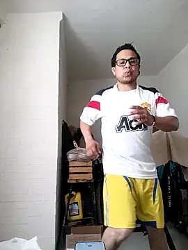 Snapshot of jedilobo chatting on 03-04-26, 07:09 jedilobo online show from 03-04-26, 07:09