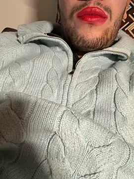 Snapshot of yaxxx03 chatting on 12-18-25, 05:19 yaxxx03 online show from 12-18-25, 05:19