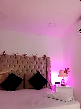 CandieGilson   online show from 04-23-26, 12:29