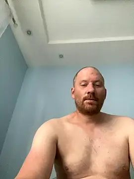 Krzysiekg123 online show from 10-12-25, 08:02