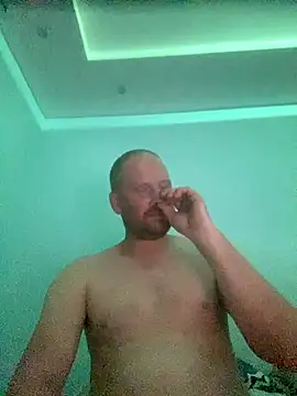 Krzysiekg123 online show from 10-12-25, 09:25