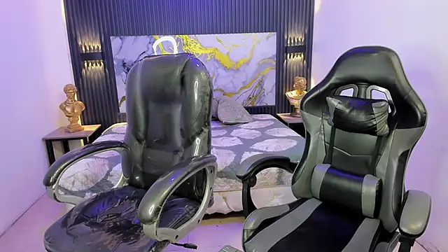 Estiv18  online show from 04-21-26, 03:46