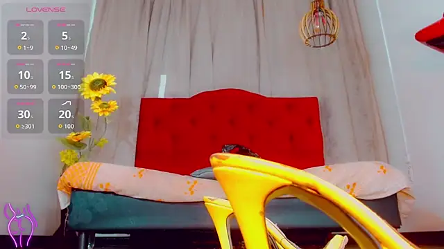 Snapshot of katha_Crawford chatting on 11-13-25, 07:13 katha Crawford online show from 11-13-25, 07:13