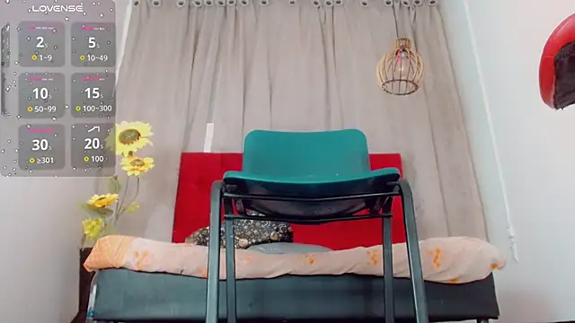 Snapshot of katha_Crawford chatting on 11-18-25, 07:07 katha Crawford online show from 11-18-25, 07:07