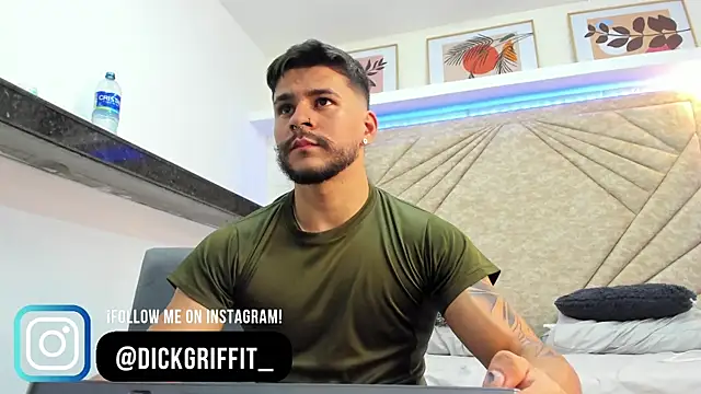 DickGriffith  online show from 02-13-25, 03:35