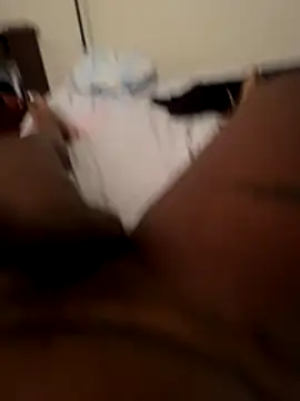 briyi1 online show from 12-05-25, 04:58