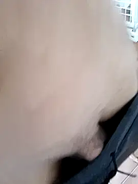 Snapshot of flaquitosexx chatting on 09-18-25, 07:43 flaquitosexx online show from 09-18-25, 07:43