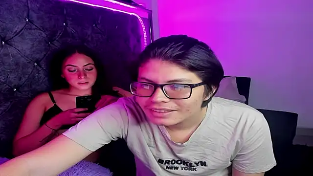 EmilyPacho  online show from 11-28-25, 05:15