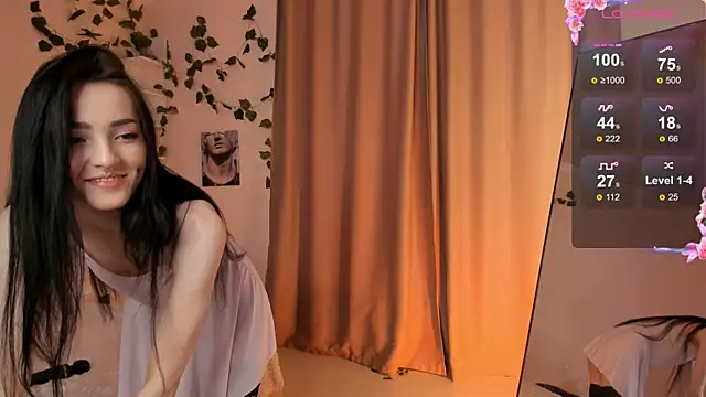 Snapshot of Bella__Faith chatting on 03-05-25, 09:05 Bella Faith online show from 03-05-25, 09:05