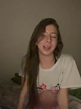 Snapshot of VioletaGill_ chatting on 02-20-25, 04:50 VioletaGill online show from 02-20-25, 04:50