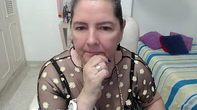 leonela 69 online show from 05-21-26, 03:13