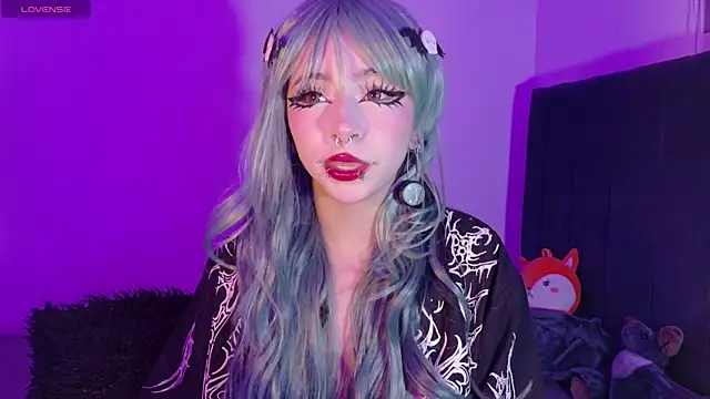 purplelilith3 online show from 06-16-26, 11:02