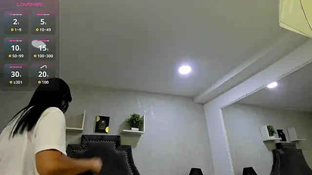 EmiliaRose  online show from 10-19-25, 08:42